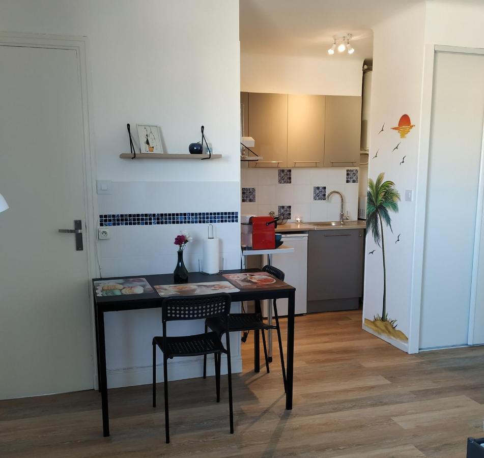Studio Vue Imprenable Sur Marseille Luaran gambar