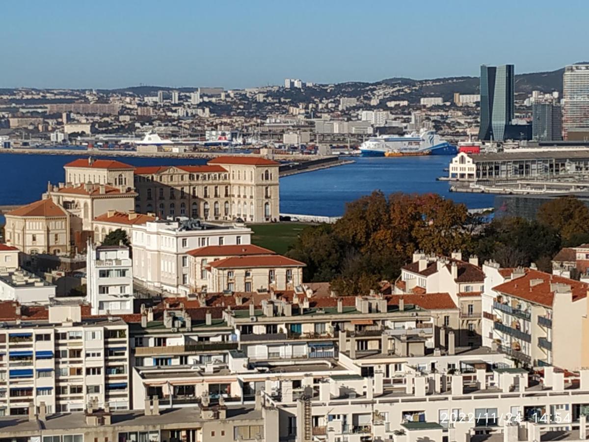 Studio Vue Imprenable Sur Marseille Luaran gambar