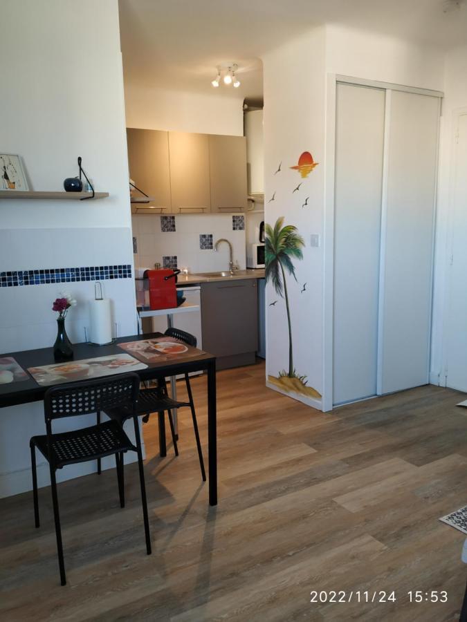 Studio Vue Imprenable Sur Marseille Luaran gambar